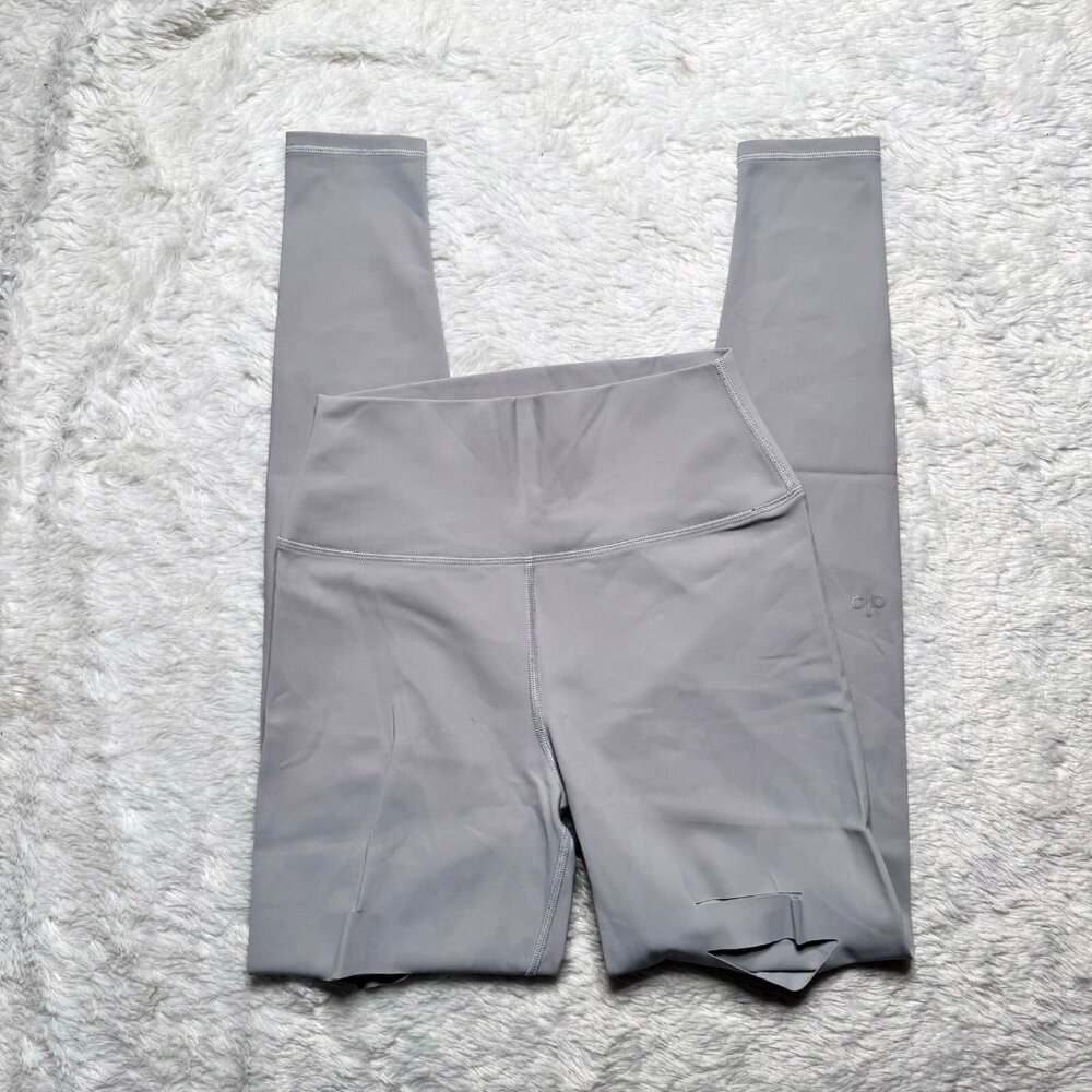 ALO Yoga Light Gray High-Waist Leggings
